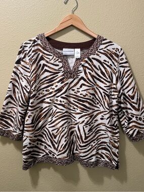 Women’s PXL Alfred Dunner Petite Brown White Zebra Print 3/4 Sleeve Sequin Tunic